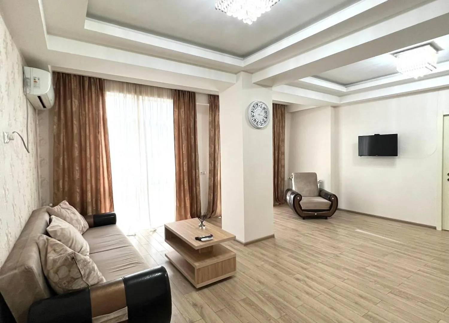 Spacious Apartment With 2 Balconies Tbilisi 0*,