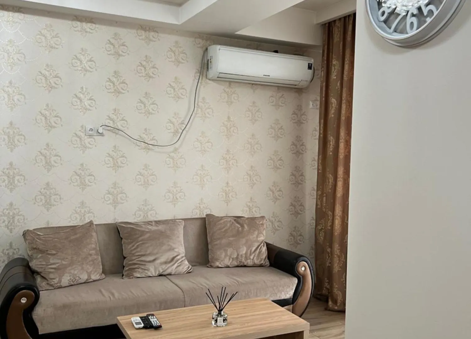 Spacious Apartment With 2 Balconies Tbilisi 0*,