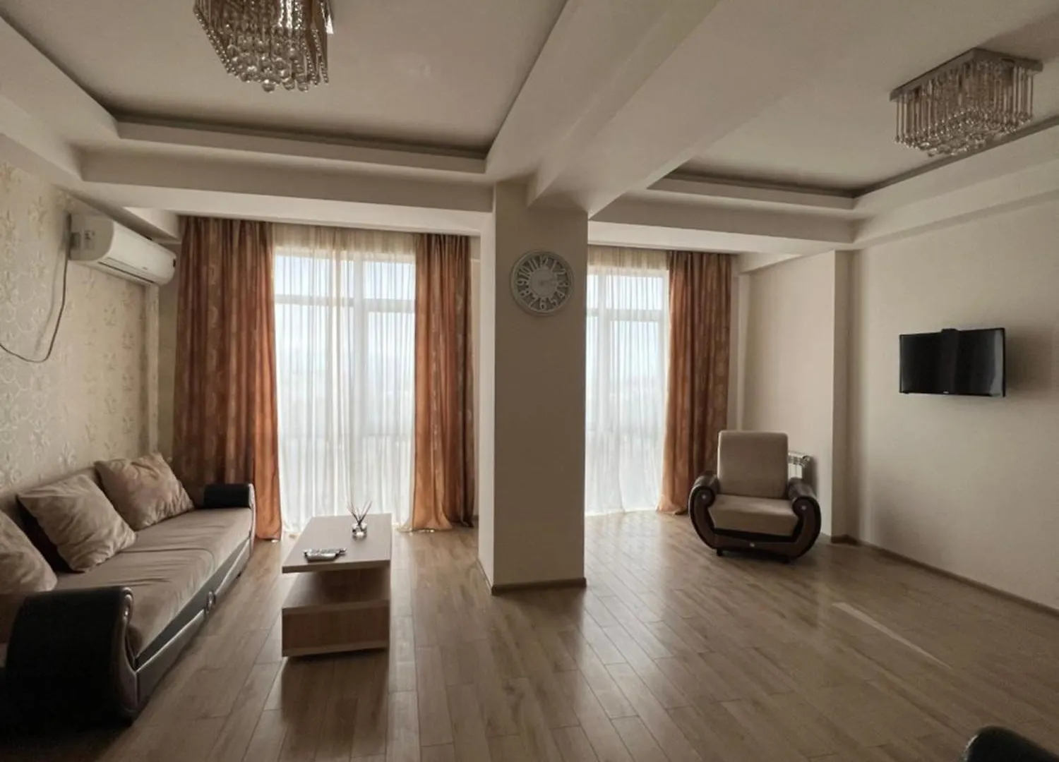 Spacious Apartment With 2 Balconies Tbilisi
